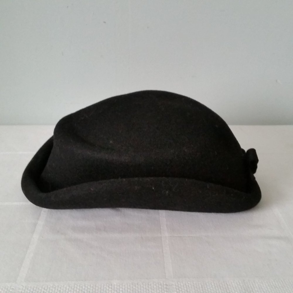 Black 1940's 1950's Henry Pollack Wool Ladies Vintage Hat